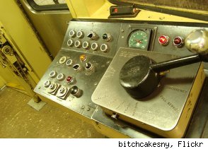 g-train-dead-man-294-ec042910